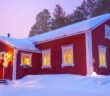 Rote Häuser: Farbenfrohe architektonische Meisterwerke. (Foto: Adobe Stock - 181542886 Fominayaphoto)