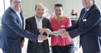 AMF eröffnet neues Logistikzentrum in Fellbach mit vollautomatischem (Foto: AMF, Fotograf Peter Hartung)